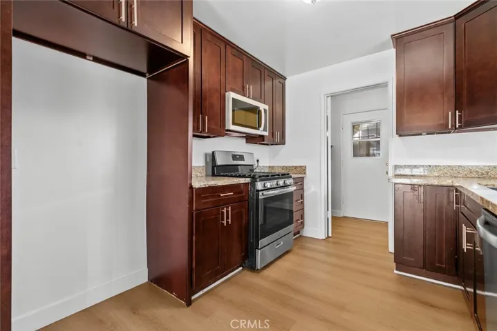 1149 W Avenue H11, Lancaster, California 93534