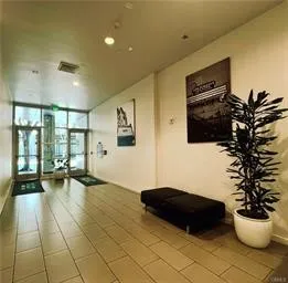 630 W 6th, Los Angeles, California 90017 home-pic-2
