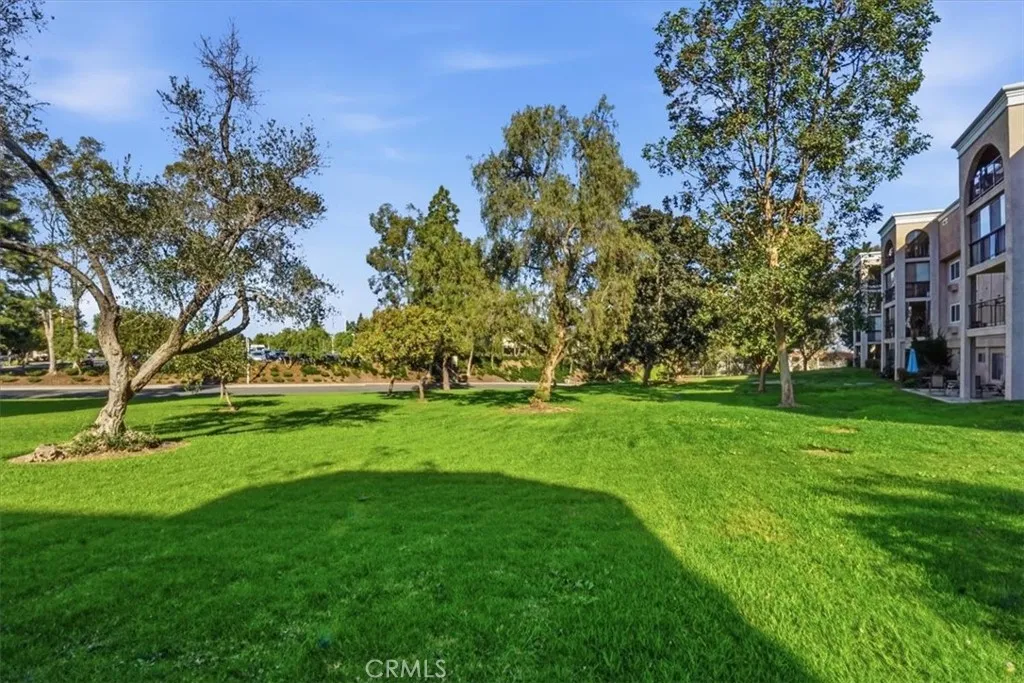 3499 Bahia Blanca W B1, Laguna Woods, California 92637 home-pic-15