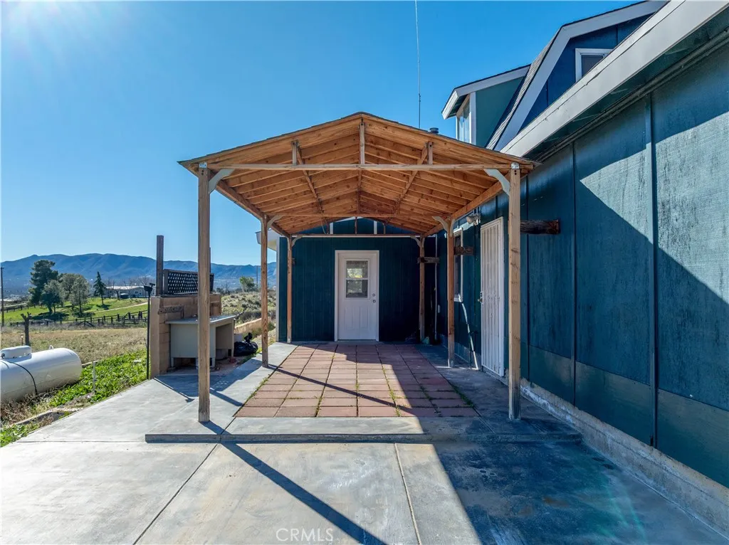 60645 Lupin Lane, Anza, California 92539 home-pic-9