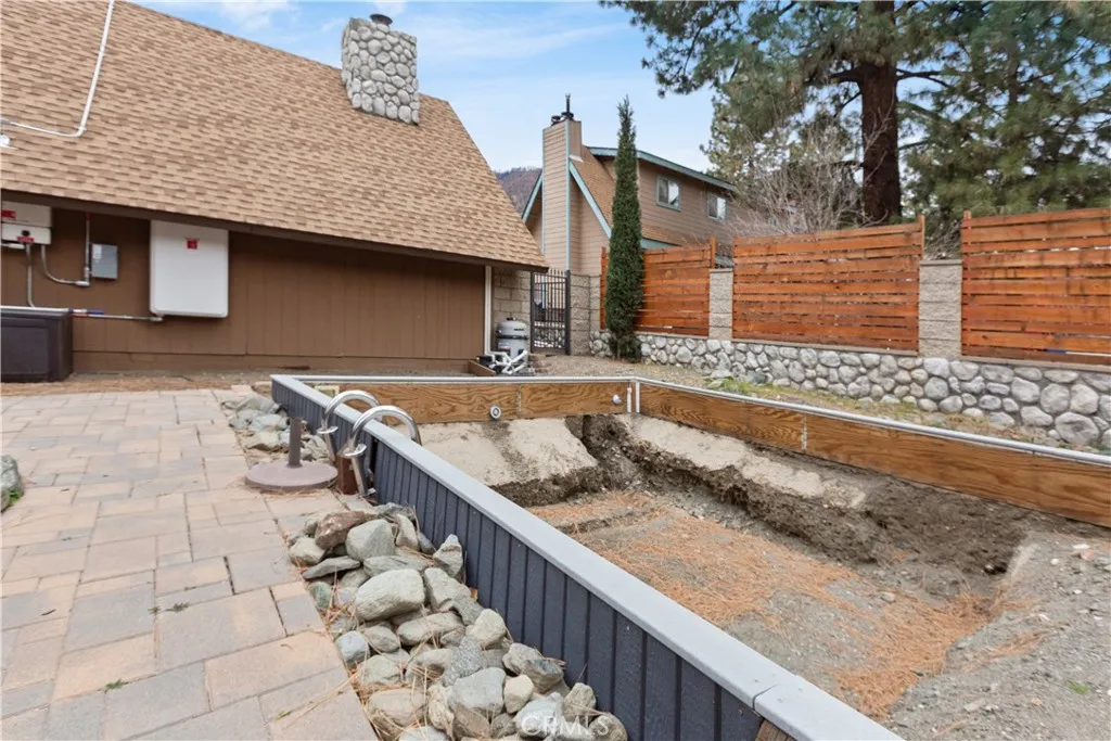 800 Mountain View, Wrightwood, California 92397 home-pic-43