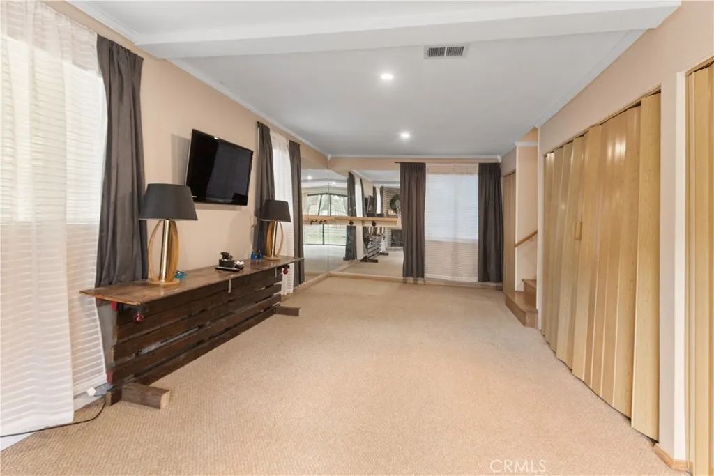 800 Mountain View, Wrightwood, California 92397 home-pic-21