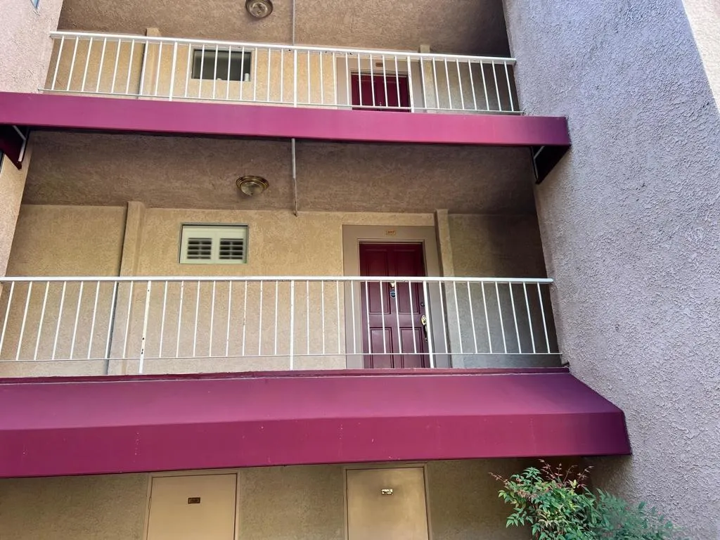 4487 Colbath Ave 207, Sherman Oaks, California 91423 home-pic-5
