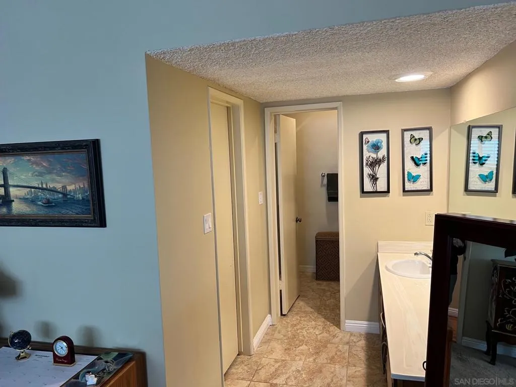 4487 Colbath Ave 207, Sherman Oaks, California 91423 home-pic-18