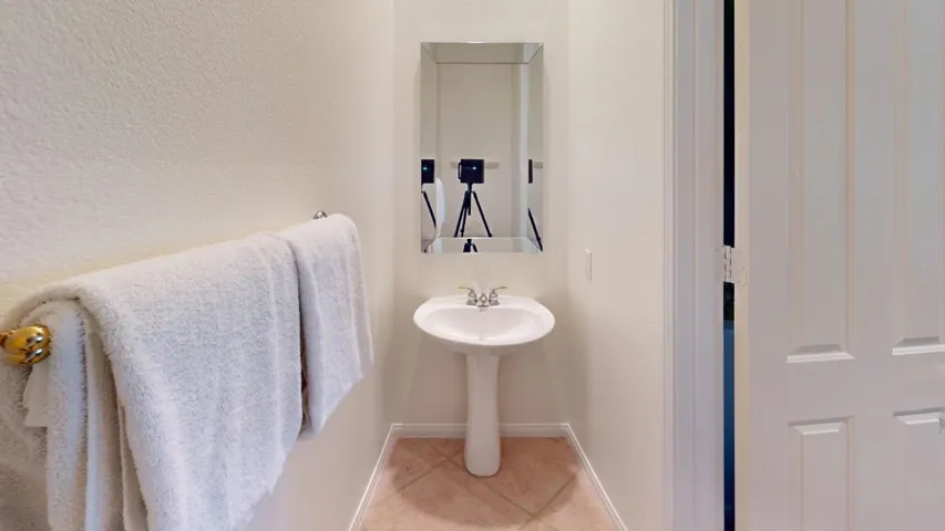 34-Calle-la-Reina-Bathroom