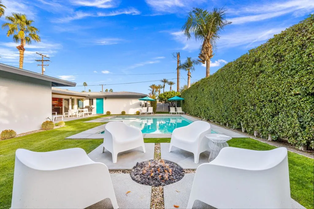 783 E Mesquite Avenue, Palm Springs, California 92264 home-pic-47