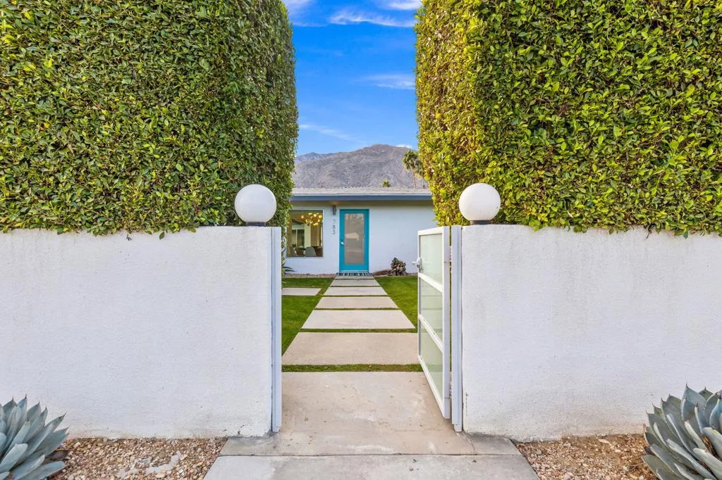 783 E Mesquite Avenue, Palm Springs, California 92264 home-pic-53
