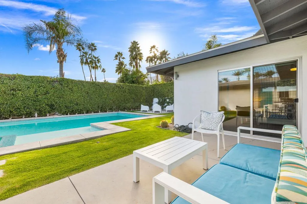 783 E Mesquite Avenue, Palm Springs, California 92264 home-pic-37