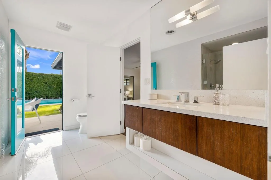 783 E Mesquite Avenue, Palm Springs, California 92264 home-pic-22