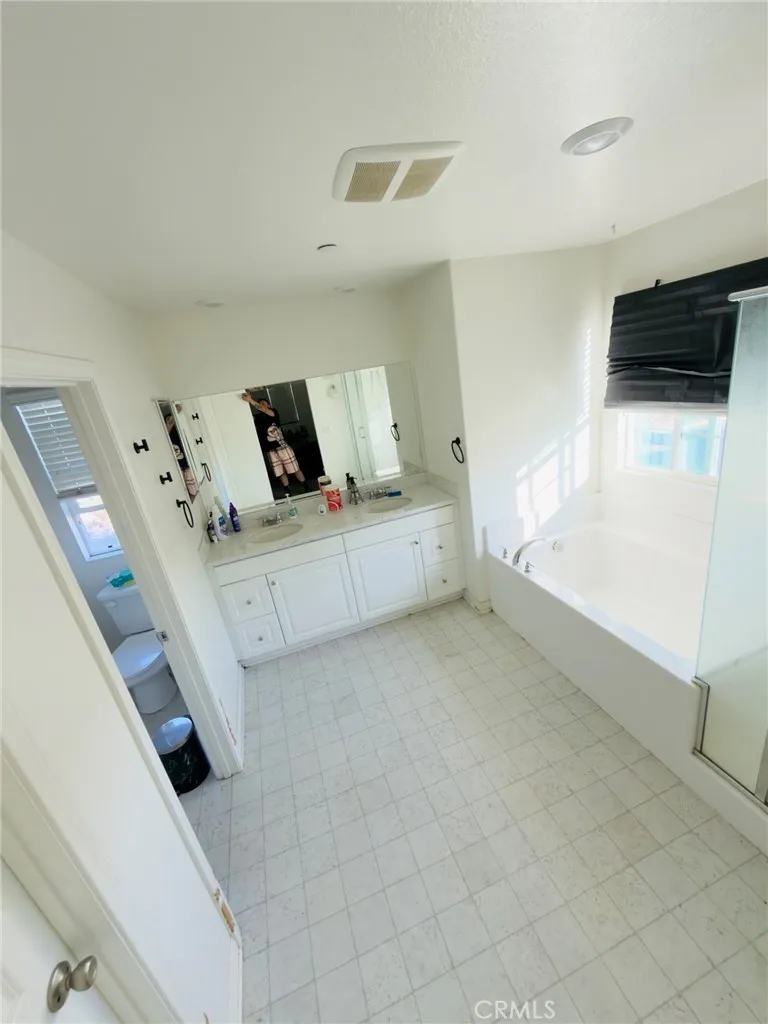 1646 Coral Bells, Upland, California 91784 home-pic-9
