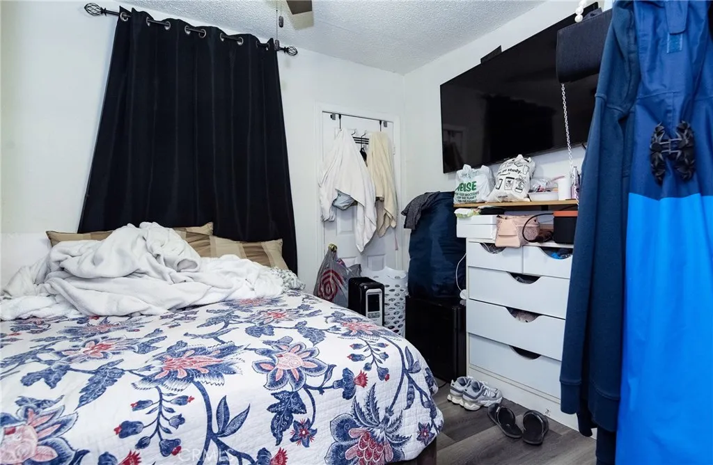9814 Bandera, Los Angeles, California 90002 home-pic-7