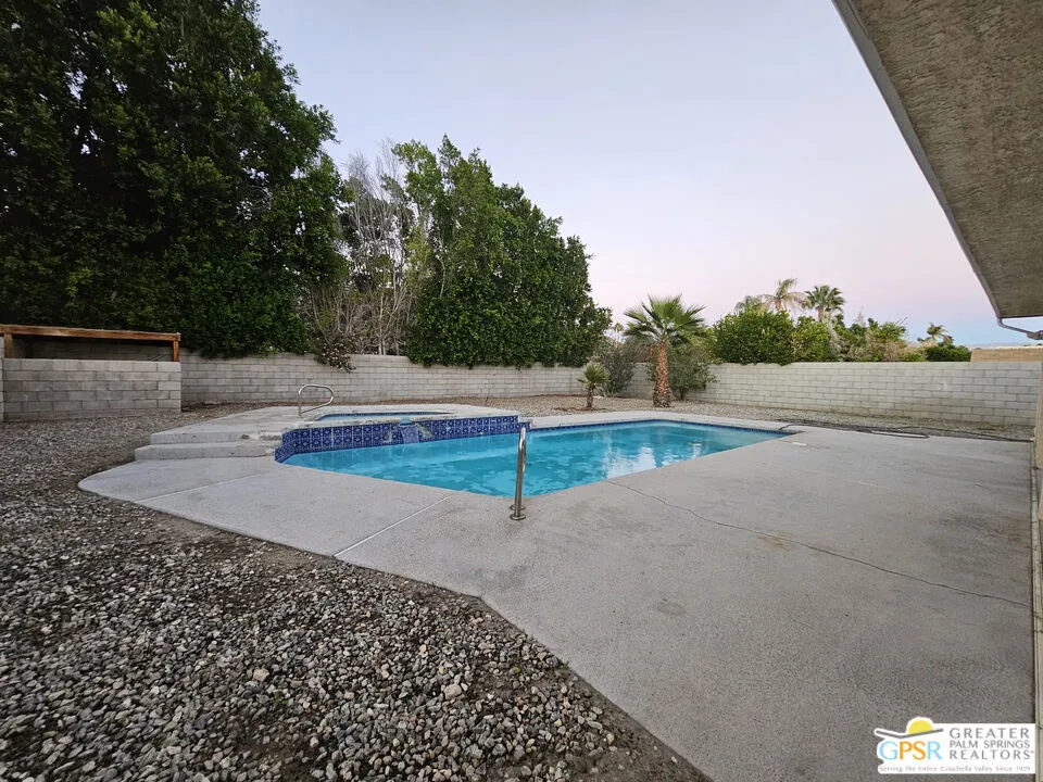 68250 Durango Road, Cathedral City, California 92234 home-pic-17