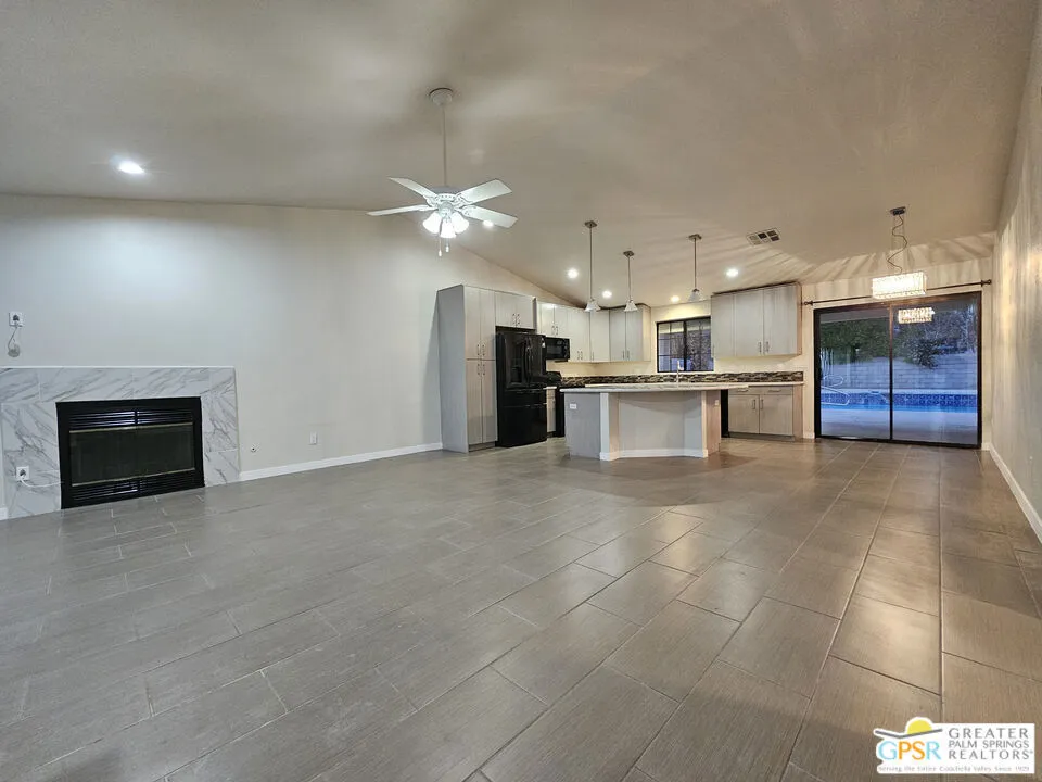 68250 Durango Road, Cathedral City, California 92234 home-pic-4