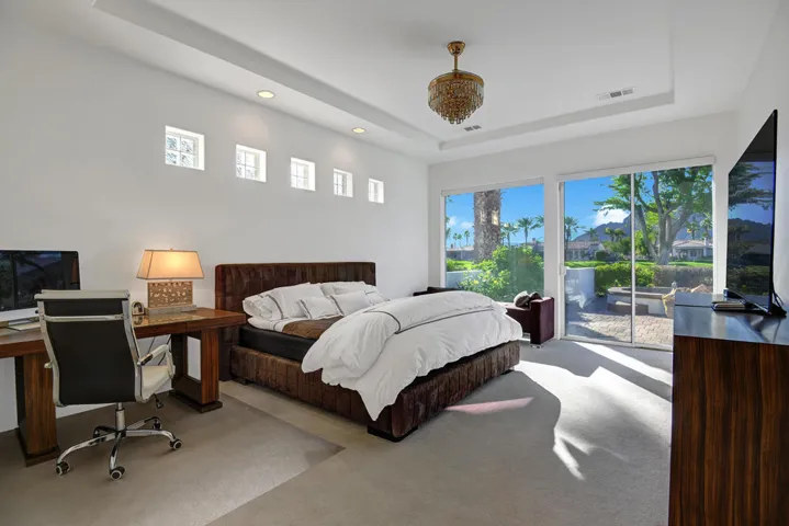 PRIMARY BEDROOM.jpg mls