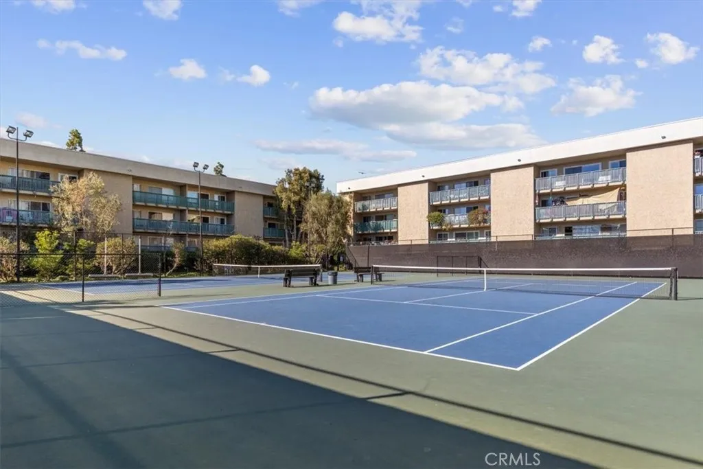 576 N Bellflower Blvd 128, Long Beach, California 90814 home-pic-19