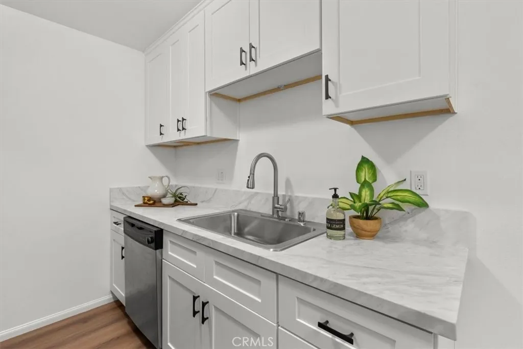 576 N Bellflower Blvd 128, Long Beach, California 90814 home-pic-7