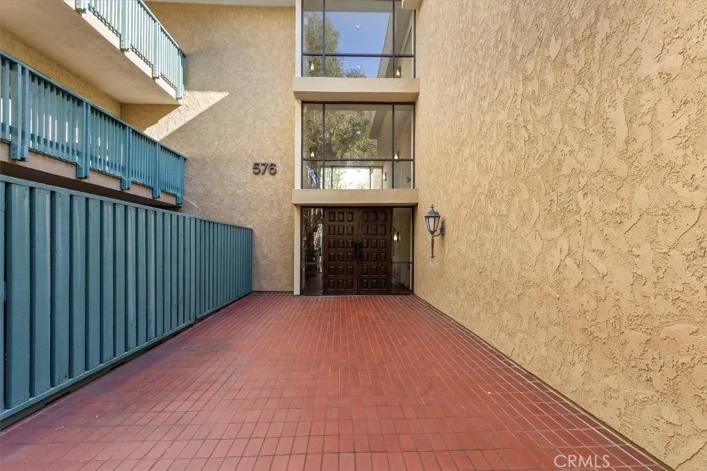 576 N Bellflower Blvd 128, Long Beach, California 90814 home-pic-3