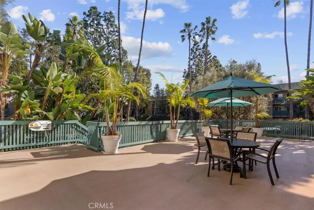 576 N Bellflower Blvd 128, Long Beach, California 90814 home-pic-25
