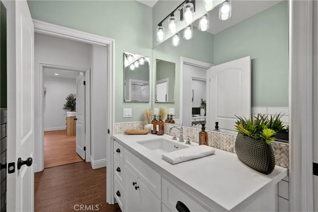 39851 Paseo Chaparro, Murrieta, California 92562 home-pic-39