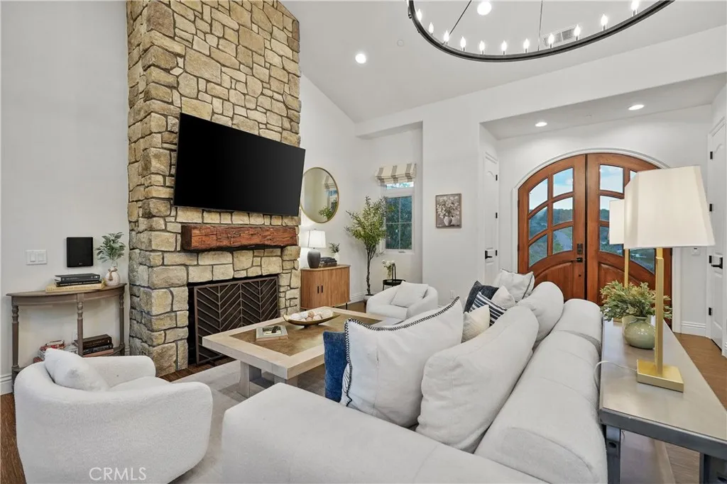 39851 Paseo Chaparro, Murrieta, California 92562 home-pic-56