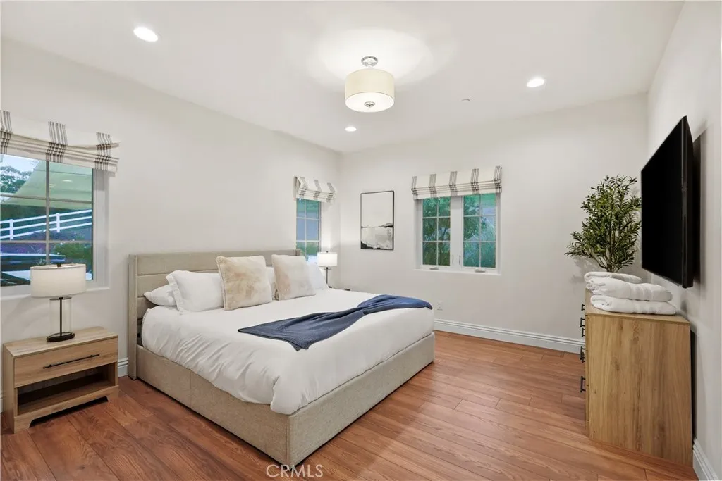 39851 Paseo Chaparro, Murrieta, California 92562 home-pic-45