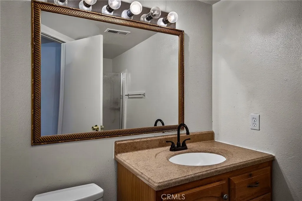 14646 Stallion, Victorville, California 92392 home-pic-24
