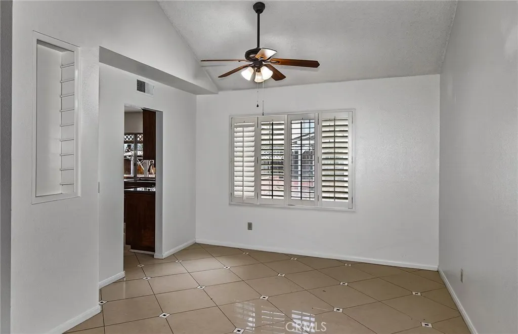 14646 Stallion, Victorville, California 92392 home-pic-14