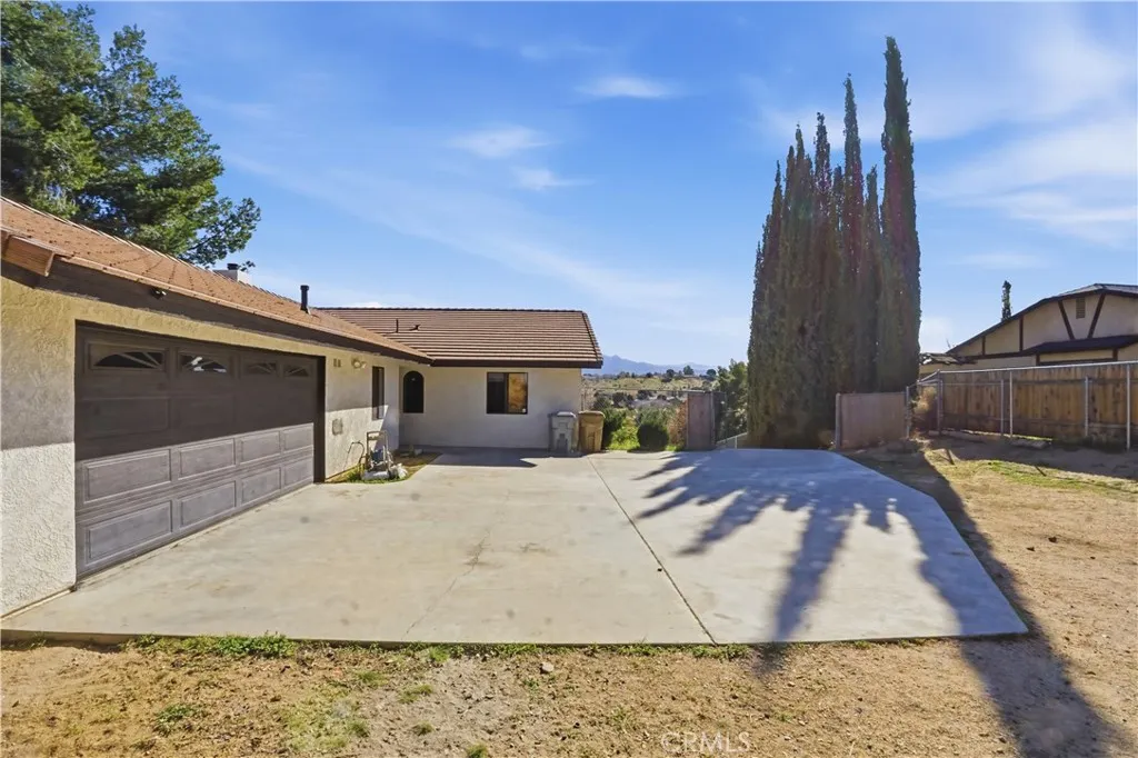 17454 Buckthorn, Hesperia, California 92345 home-pic-37