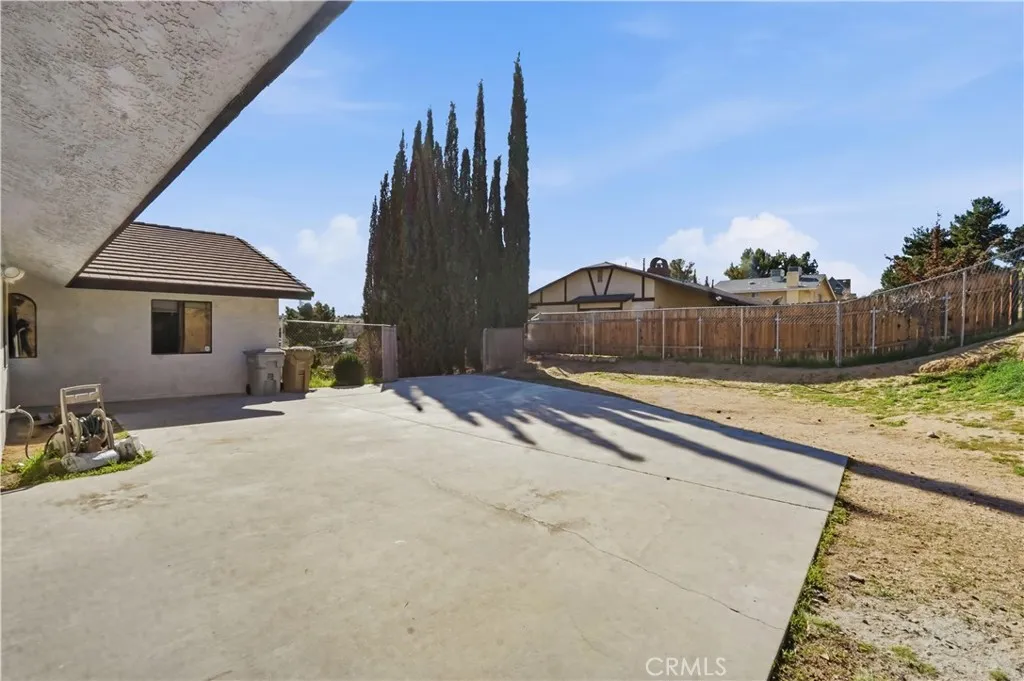 17454 Buckthorn, Hesperia, California 92345 home-pic-38
