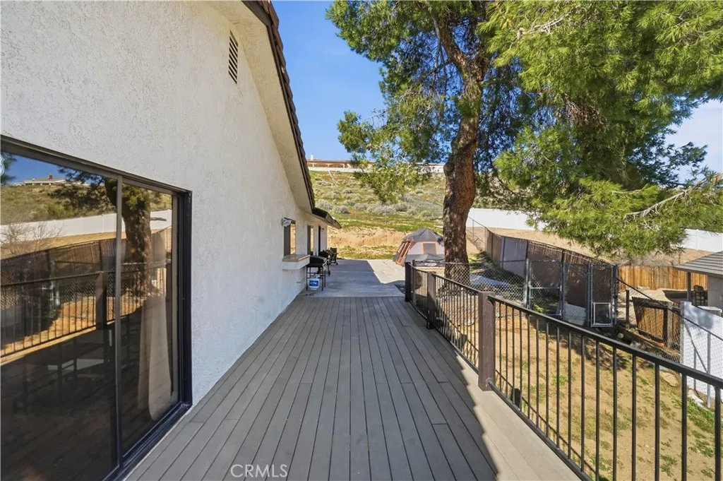 17454 Buckthorn, Hesperia, California 92345 home-pic-40