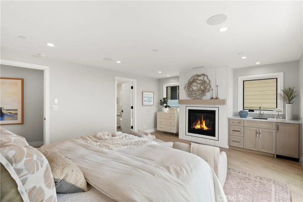 2141 Circle Drive, Hermosa Beach, California 90254 home-pic-23