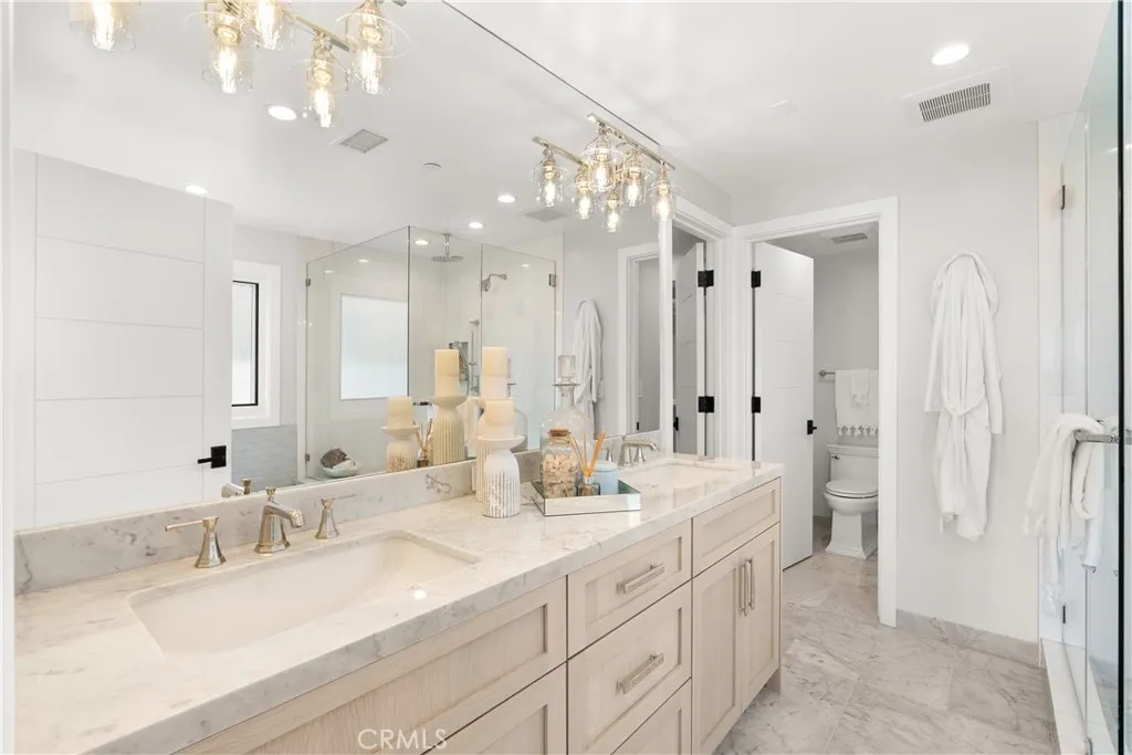 2141 Circle Drive, Hermosa Beach, California 90254 home-pic-24