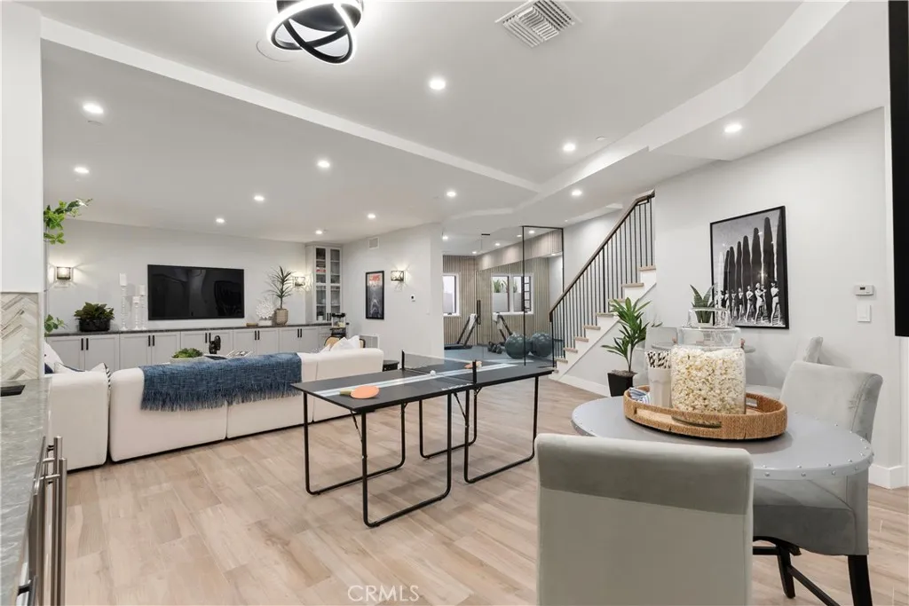 2141 Circle Drive, Hermosa Beach, California 90254 home-pic-38