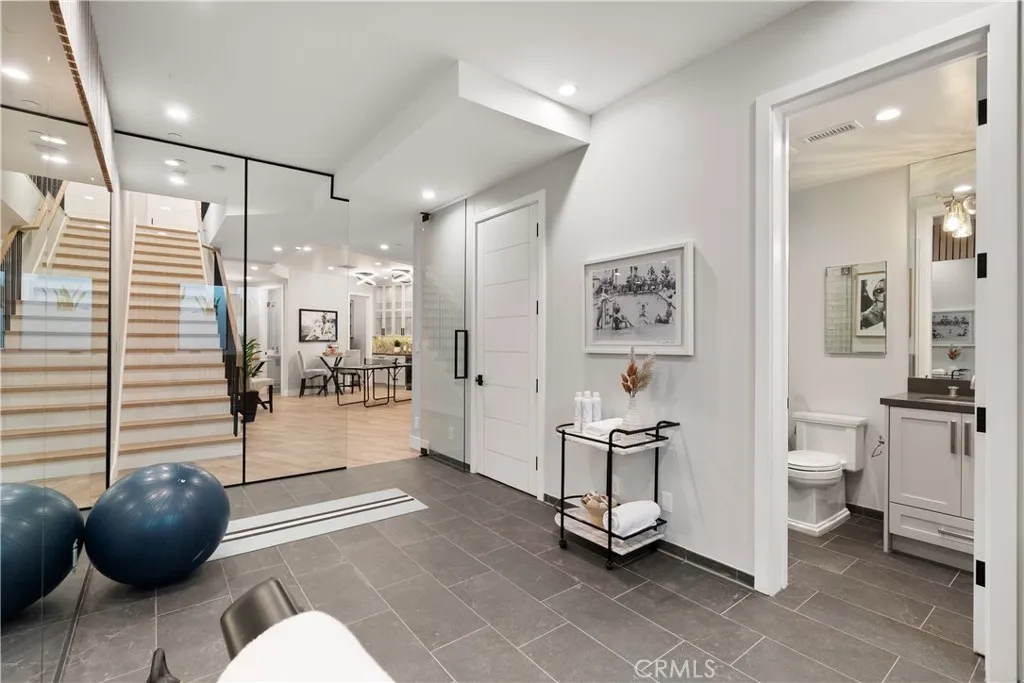 2141 Circle Drive, Hermosa Beach, California 90254 home-pic-35