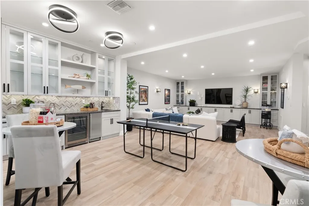 2141 Circle Drive, Hermosa Beach, California 90254 home-pic-37