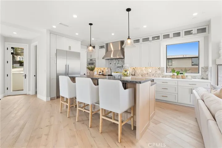 Stunning Chef's Kitchen