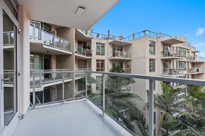 1431 Pacific Highway 602, San Diego, California 92101