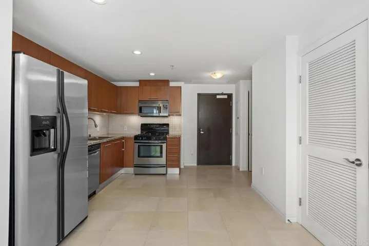 1431 Pacific Highway 602, San Diego, California 92101