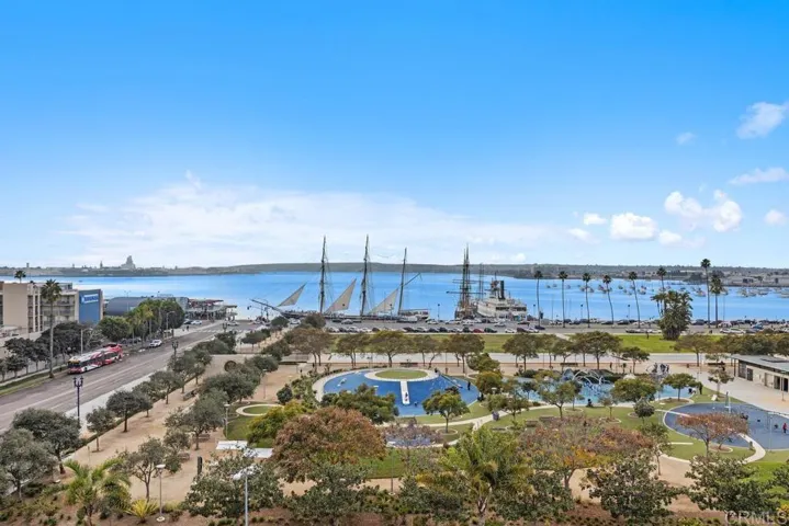 1431 Pacific Highway 602, San Diego, California 92101