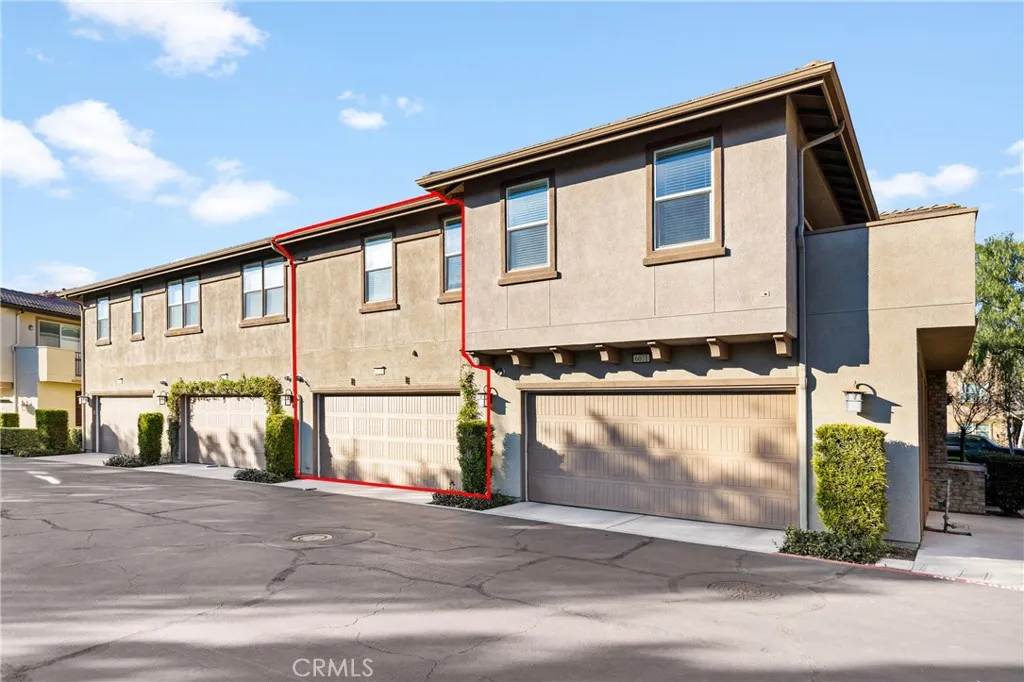 6069 Satterfield, Chino, California 91710 home-pic-33