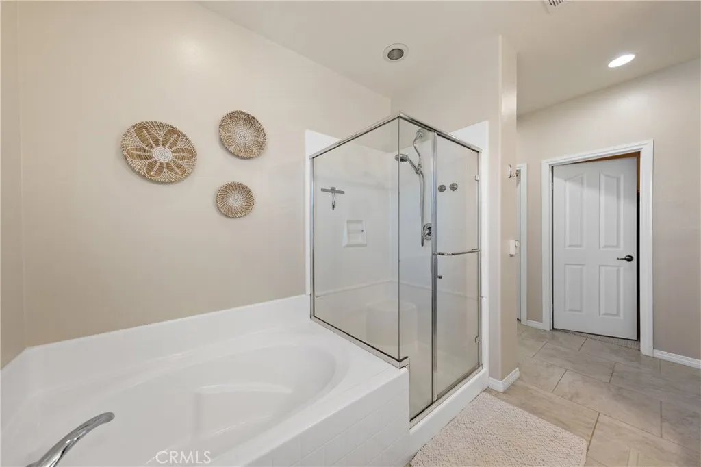 6069 Satterfield, Chino, California 91710 home-pic-12