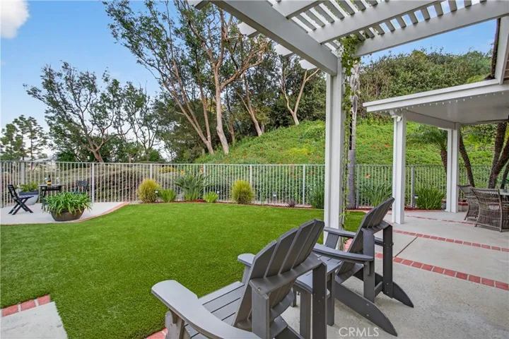 818 S Amber Lane, Anaheim Hills, California 92807