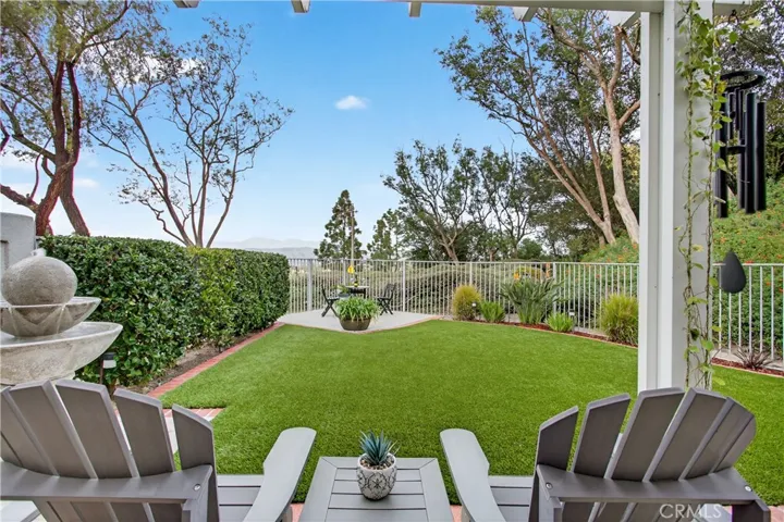 818 S Amber Lane, Anaheim Hills, California 92807