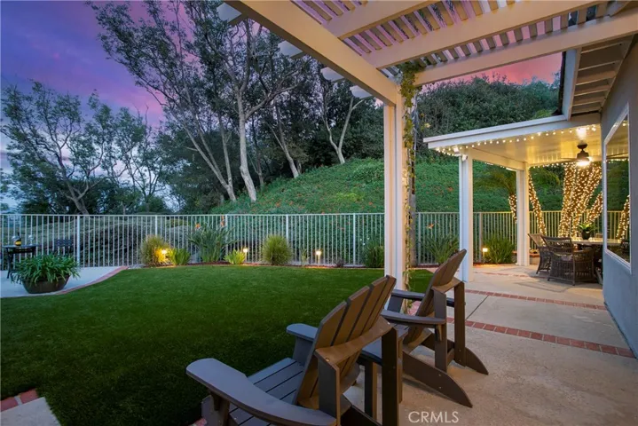 818 S Amber Lane, Anaheim Hills, California 92807