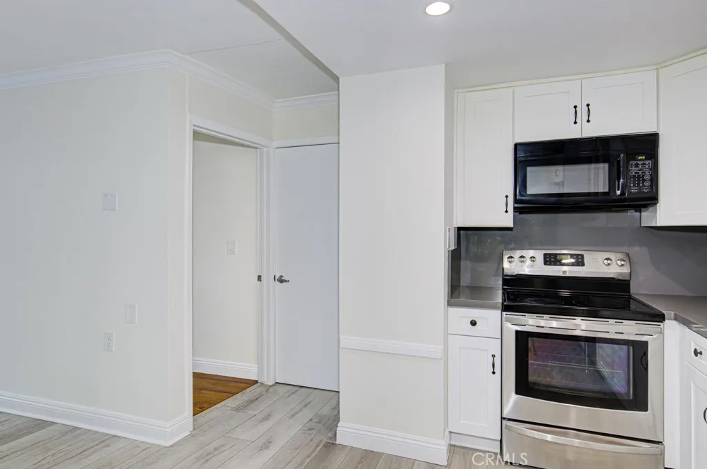 2179 Via Puerta, Laguna Woods, California 92637 home-pic-14