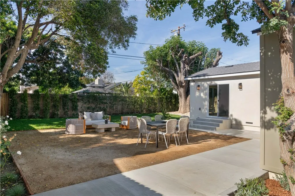 2039 Rutgers, Long Beach, California 90815 home-pic-24