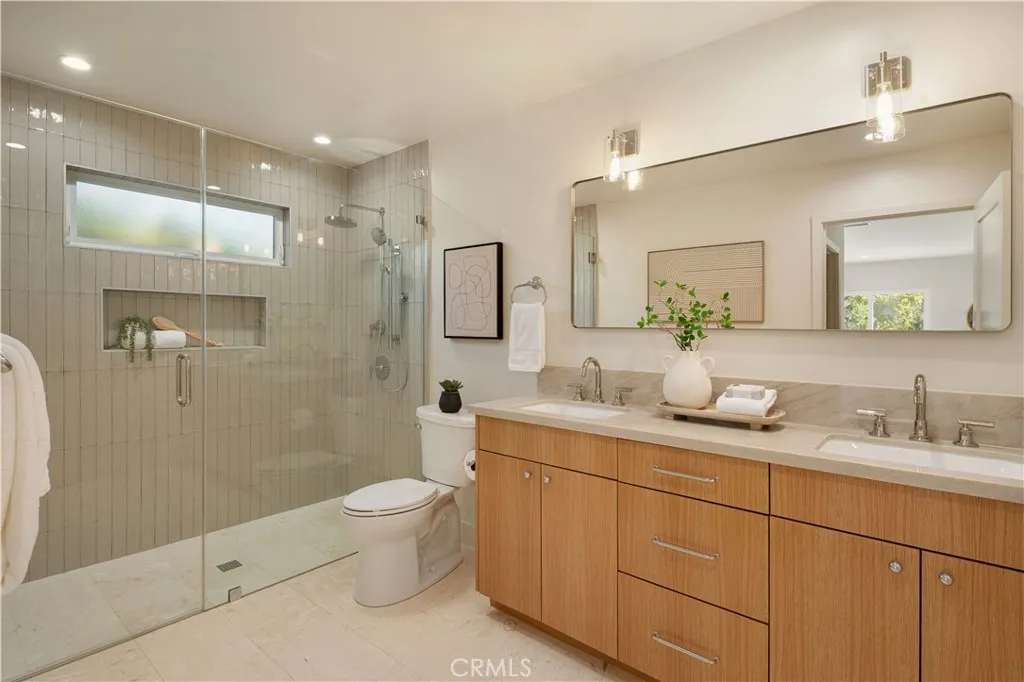 2039 Rutgers, Long Beach, California 90815 home-pic-21