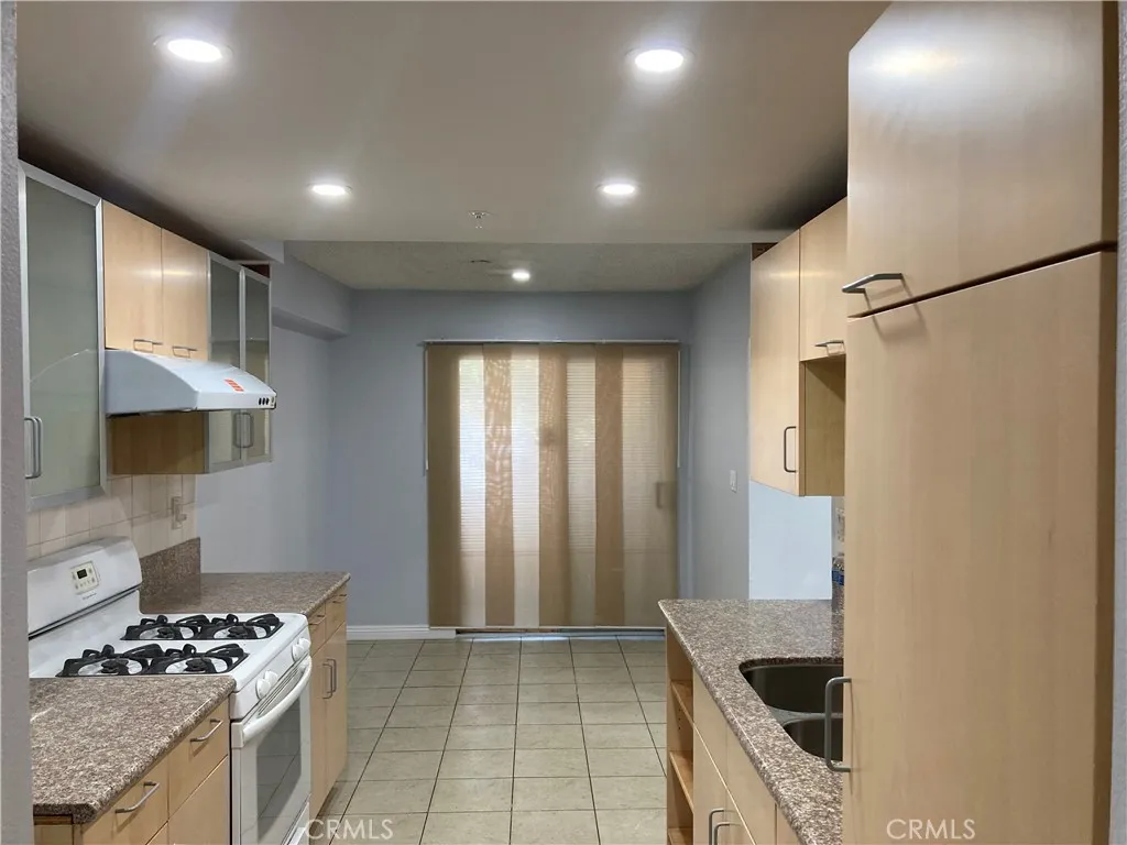 12122 Ferris Road 1, El Monte, California 91732 home-pic-16