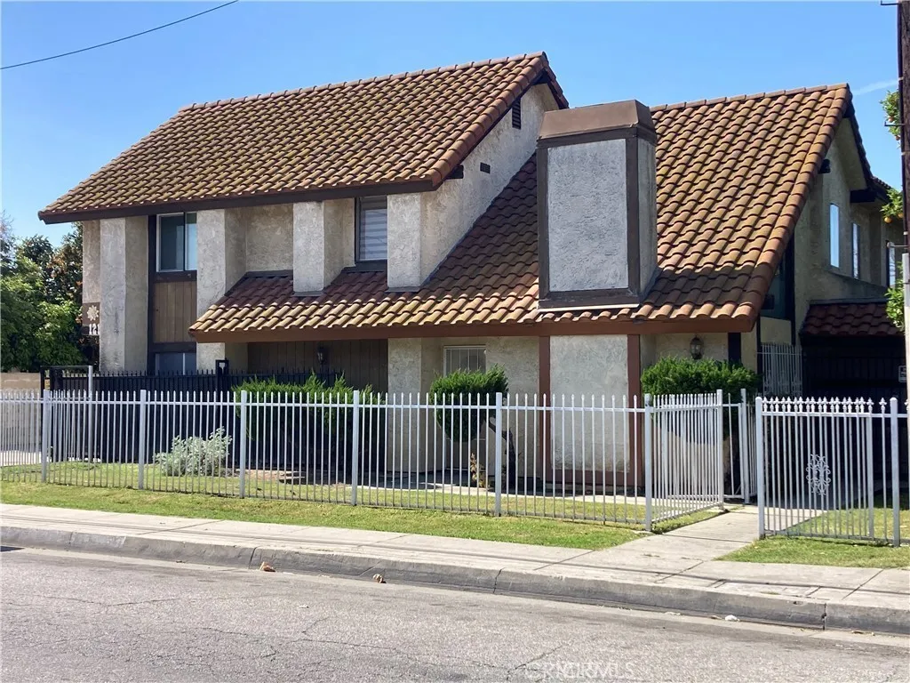 12122 Ferris Road 1, El Monte, California 91732 home-pic-1