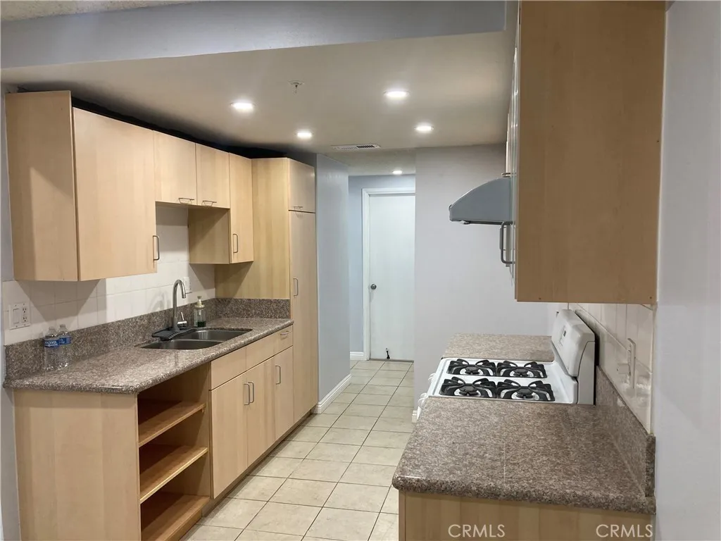 12122 Ferris Road 1, El Monte, California 91732 home-pic-15